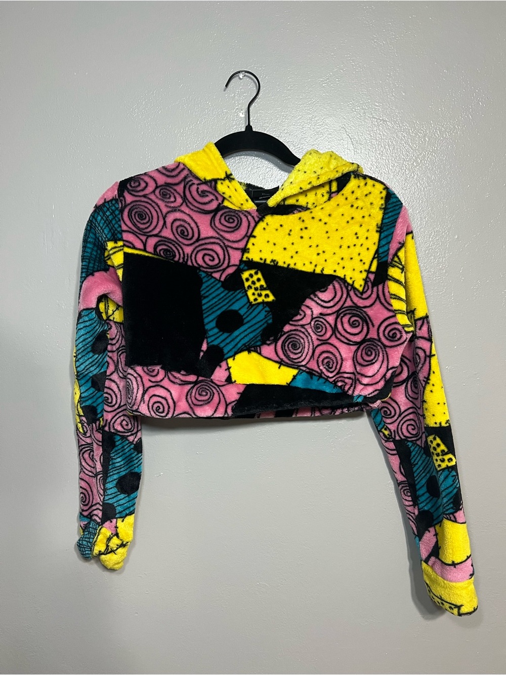 Hot Topic The Nightmare Before Christmas Sally Patchwork Fuzzy Cropped Hoodie